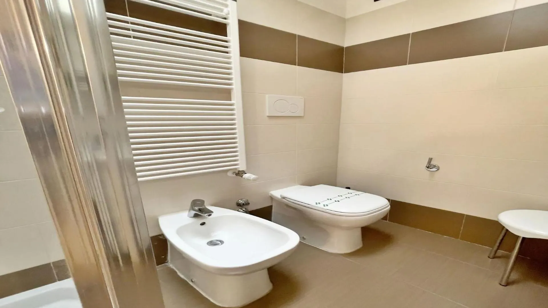 Modern Apartment Near Center Milan