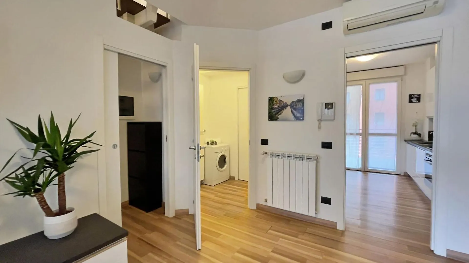 Modern Apartment Near Center Milan